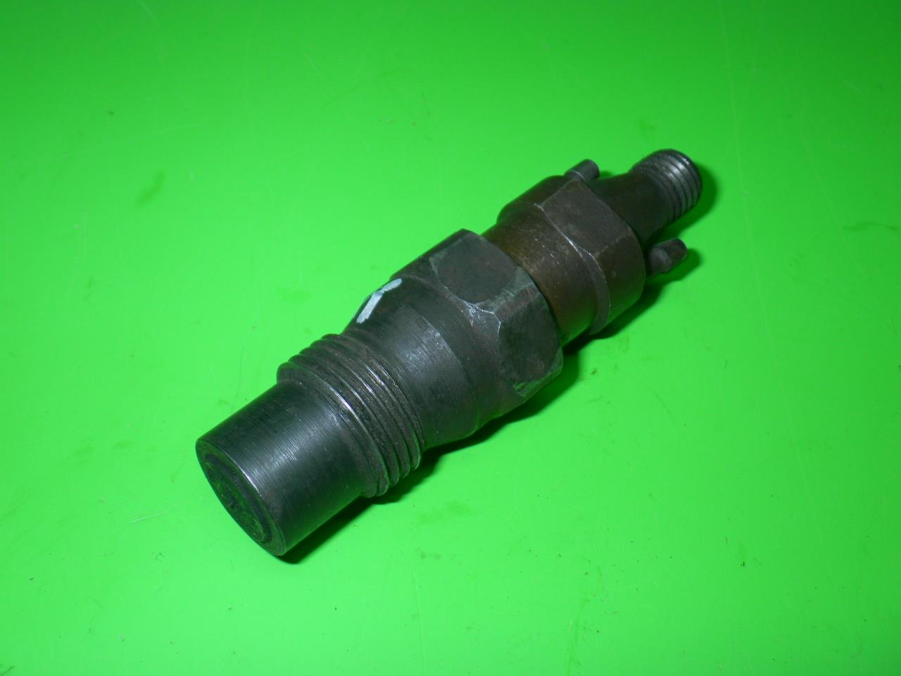 Einspritzdüse Zyl 1 Injektor AUDI      (NSU) 100 Avant (43, C2) 2.0 D - 68130201 - 208907