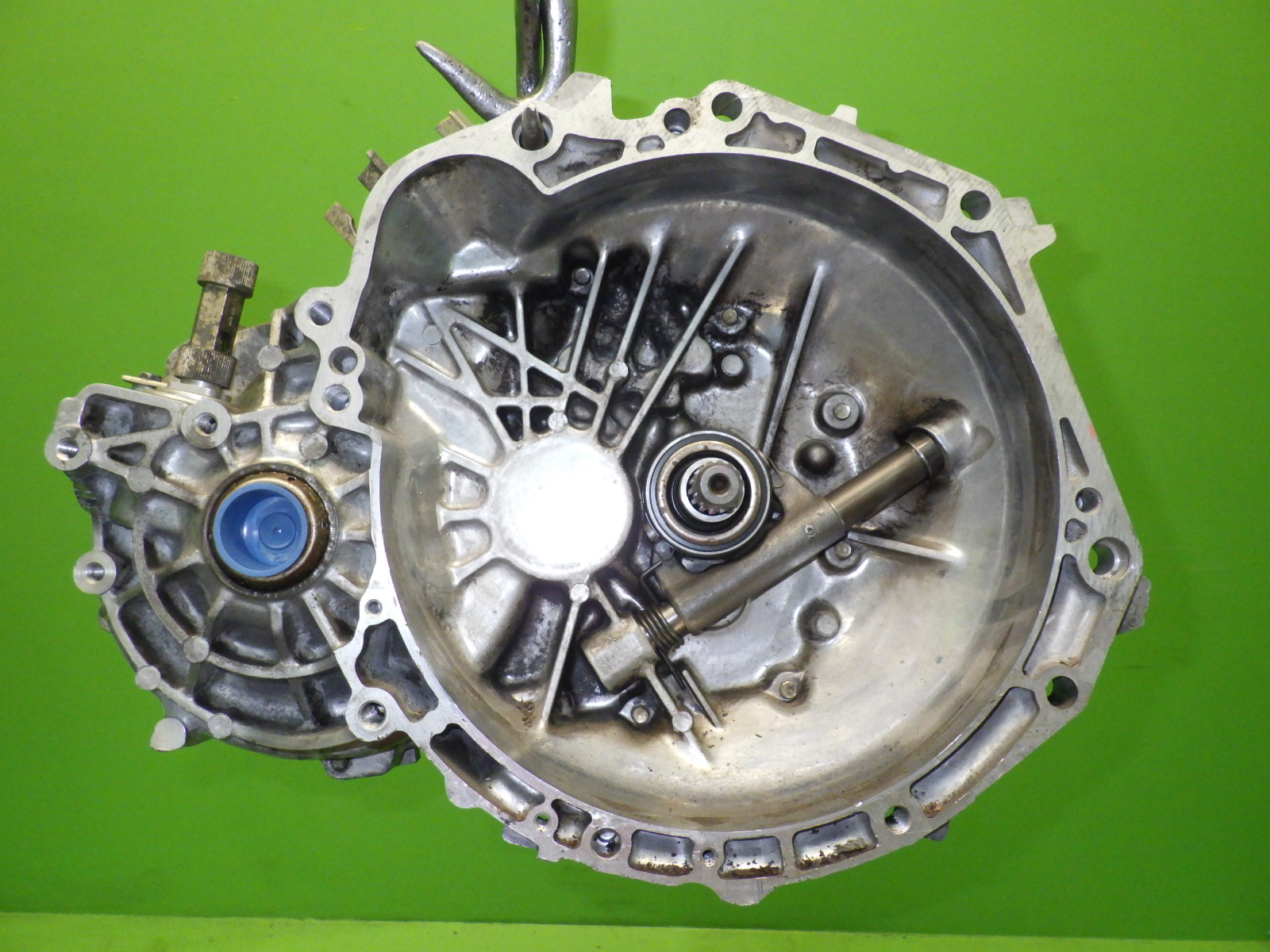 Getriebe Schaltgetriebe ISUZU Gemini ab 06'88 - 18319