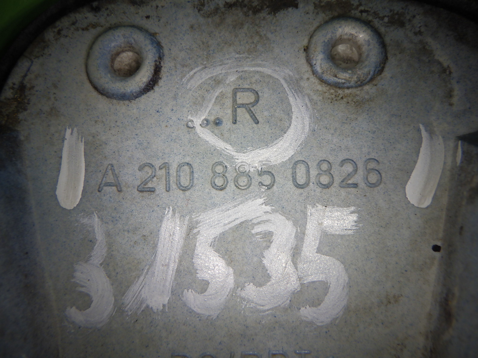 Abdeckung Scheinwerferreinigungsanlage rechts MERCEDES-BENZ E-KLASSE Kombi (S210) E 200 T Kompressor (210.248) A2108850826 - 400917