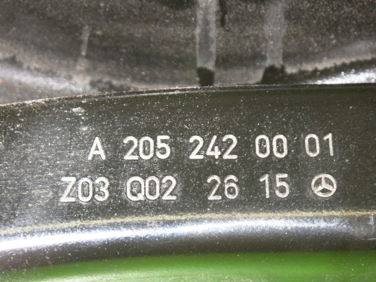 Motoraufhängung hinten MERCEDES-BENZ C-KLASSE (W205) C 180 (205.040) A2052420001 - 351713